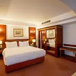 Azal Pyramids G-Hotel