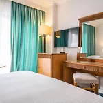 Azal Pyramids G-Hotel