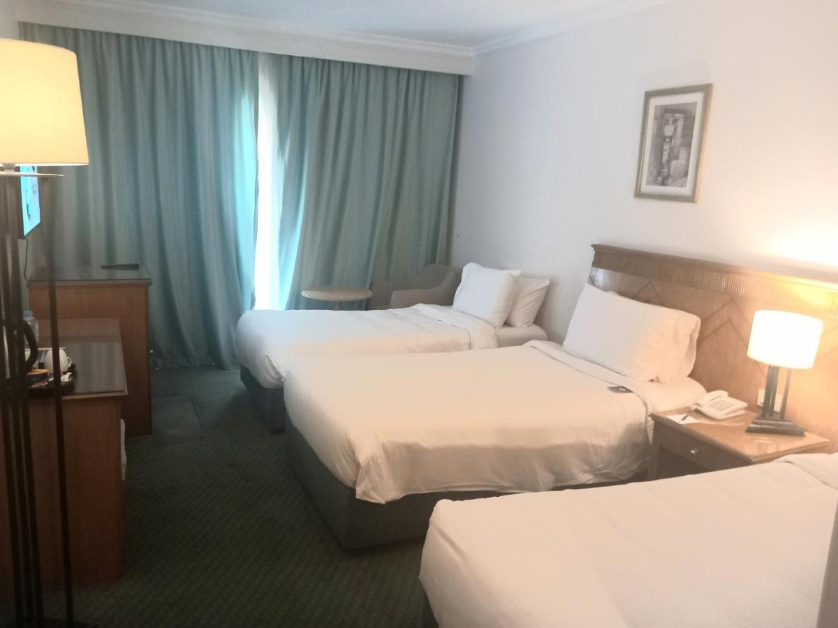 Azal Pyramids G-hotel